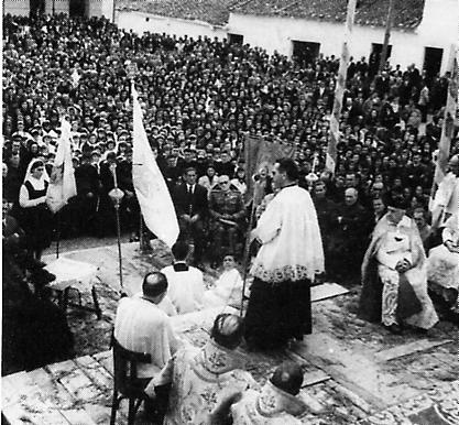 002.jpg - 1958.05.11 Nuestra Señora de Sacedón, fue Coronada solemnemente por el Arzobispo de Valladolid. Predicó don Marcelo